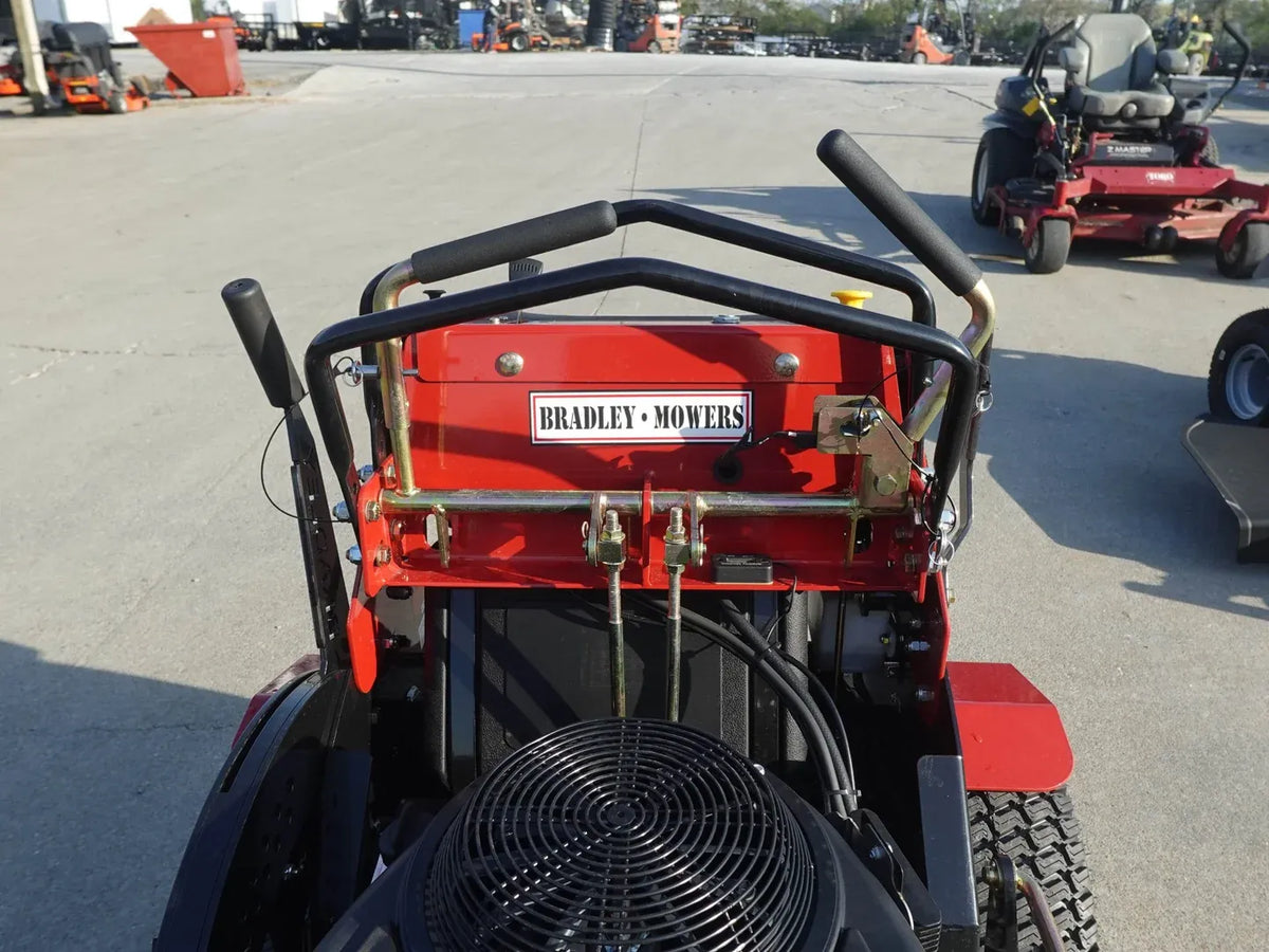 Bradley 36″ Stand-On Mower with 25HP Briggs Commercial Engine 071924-BRAD-4
