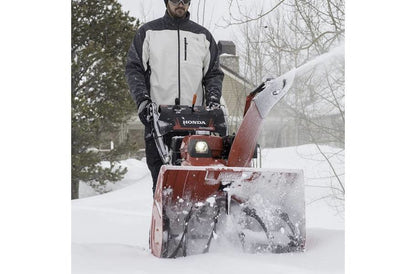 Honda HSS1332AT Two Stage 32″ Snow Blower