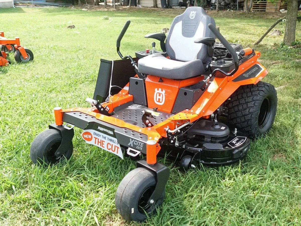 Husqvarna Z375 Xcite 54in Zero Turn Mower