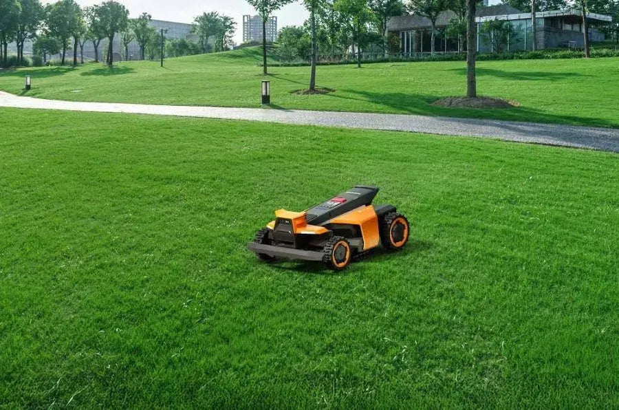 Segway Navimow CM240M1 6 Acre Professional Robotic Mower aa.12.06.04.0002